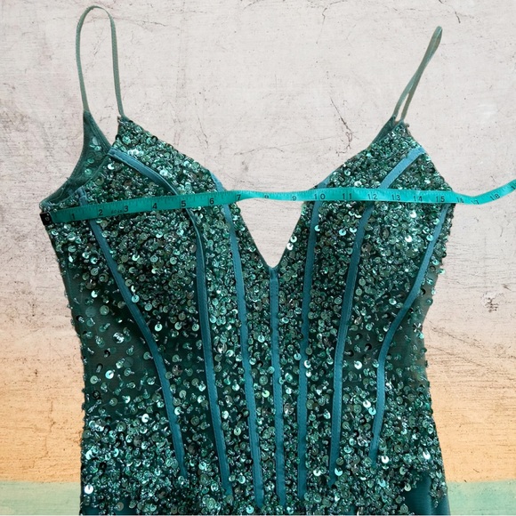 Jovani Green Sequin Beaded Prom Dress Mermaid Style Corset Top and Tulle Sz 4 - Picture 10 of 15
